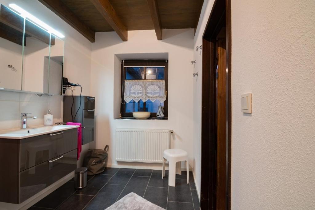 Ferienhaus Haus Am Puetz วินทริค ภายนอก รูปภาพ